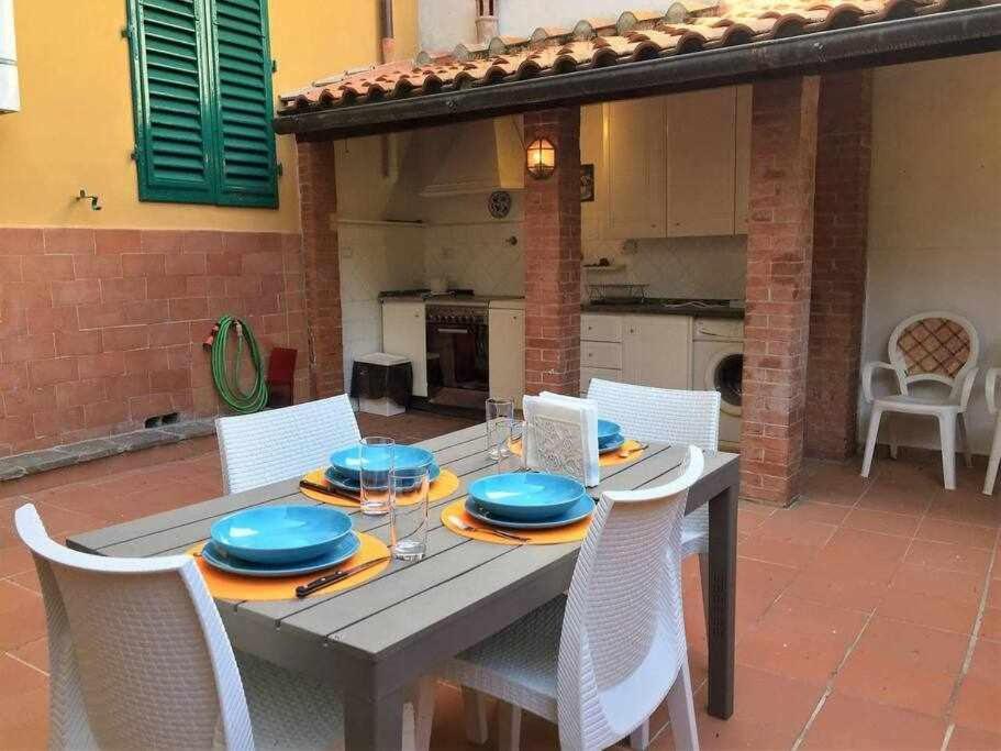 Appartamento Santa Croce Elegant With Garage Firenze Esterno foto
